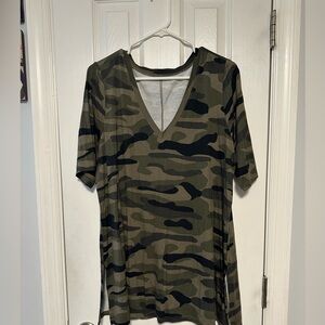 Torrid Camouflage T-Shirt 2X NWT